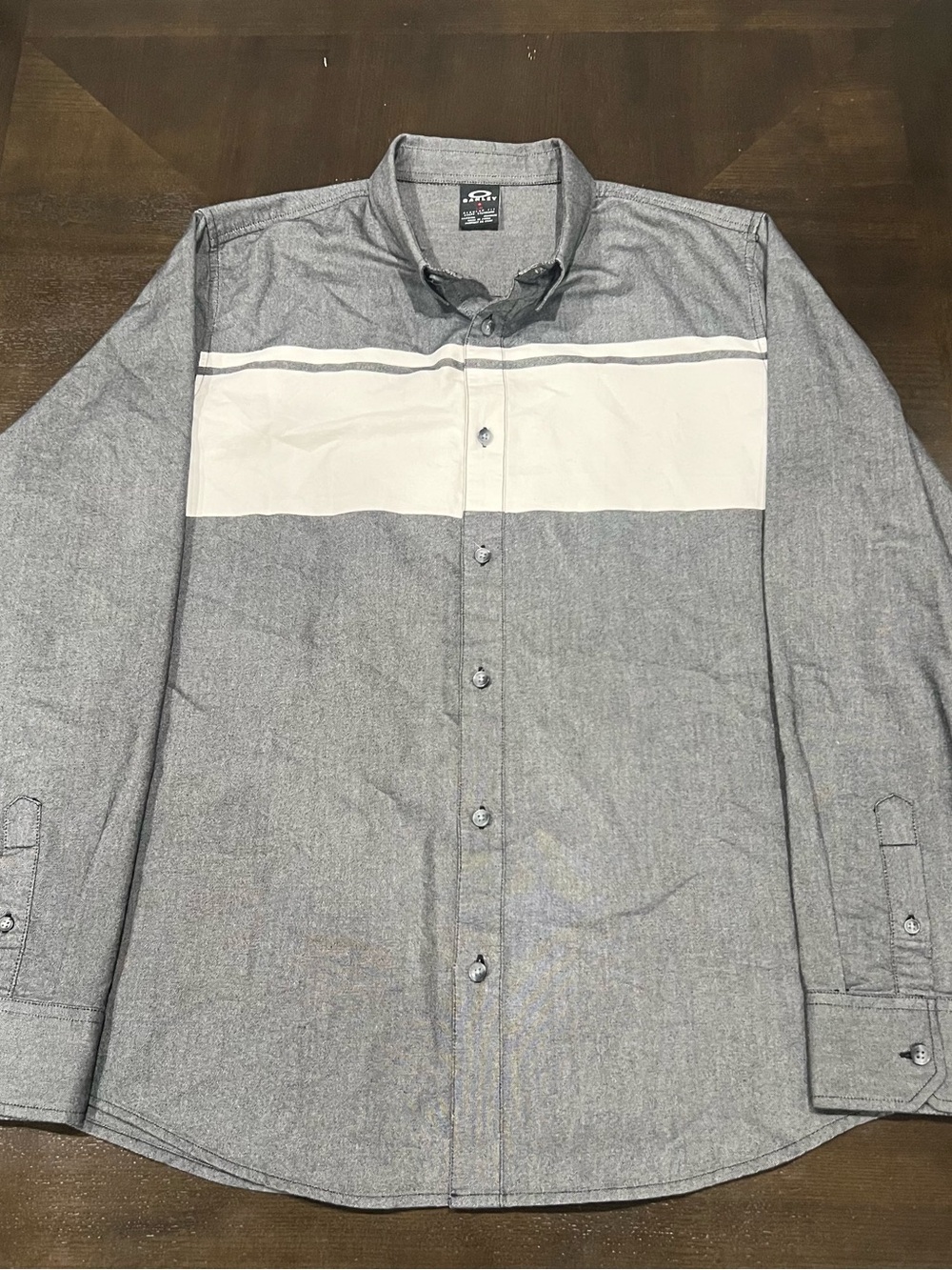Oakley Regular Fit Men's L Gray White Colorblock Long Sleeve Woven Shirt